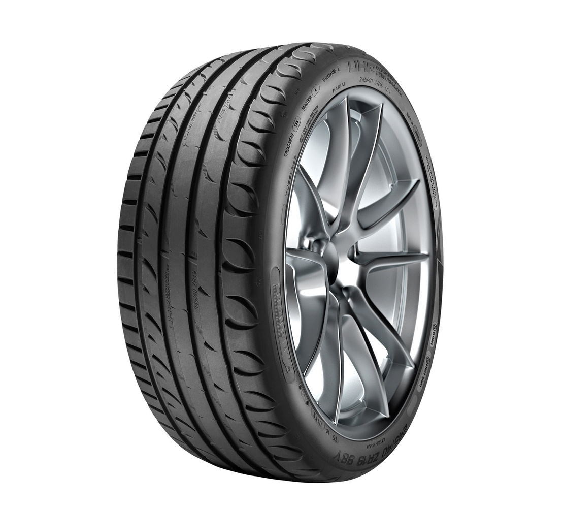 TAURUS ULTRA HIGH PERFORMANCE 225/40R18 XL 92Y